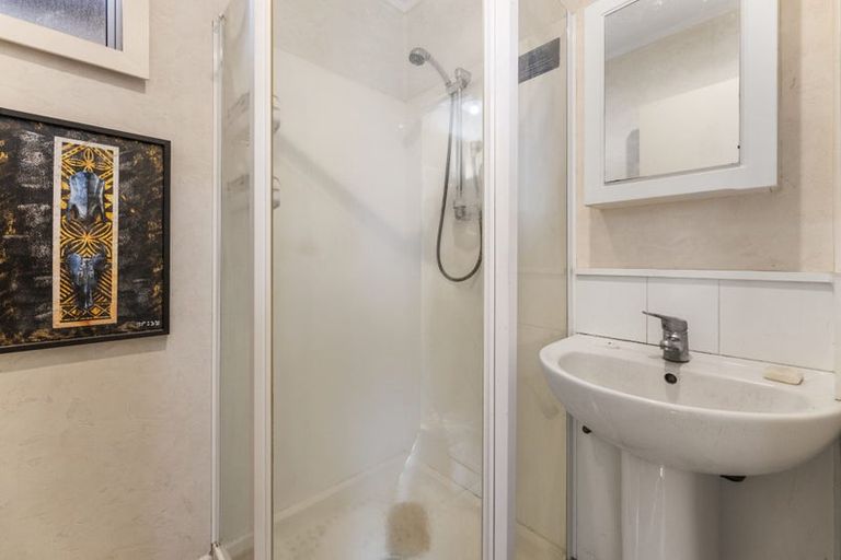 Photo of property in 2 Fraser Street, Roseneath, Port Chalmers, 9023
