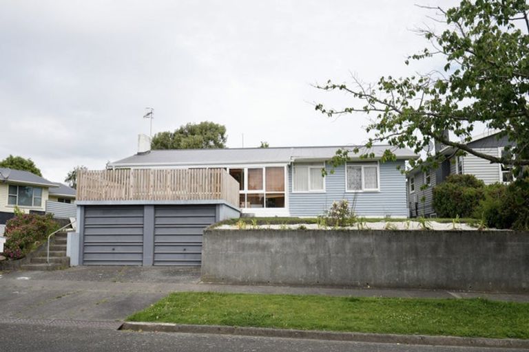 Photo of property in 34 Long Melford Road, Awapuni, Palmerston North, 4412