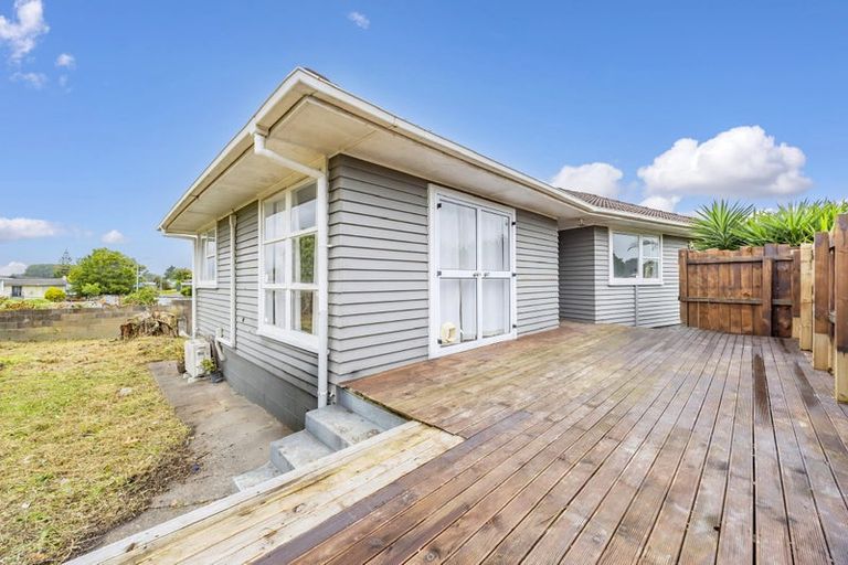 Photo of property in 41 Ashgrove Road, Mangere, Auckland, 2022