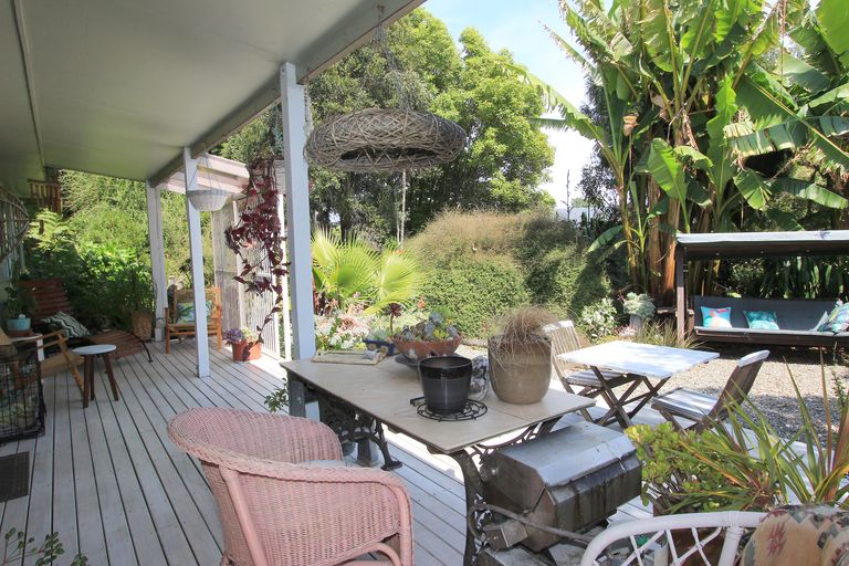 Photo of property in 38 Holdaway Street, Riversdale, Blenheim, 7201