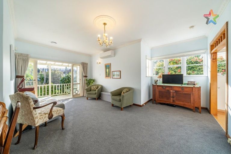 Photo of property in 12 Purser Grove, Fairfield, Lower Hutt, 5011