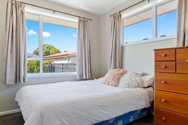 Photo of property in 6 Doncaster Street, Sockburn, Christchurch, 8042