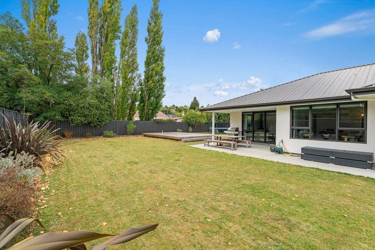 Photo of property in 13 Edna Lane, Lake Hawea, 9382