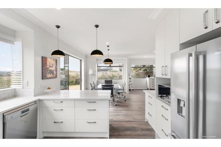 Photo of property in 17 Willis Avenue, Pukekohe, 2120