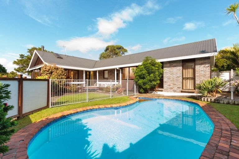 Photo of property in 8 Sunny Bay Road, Matua, Tauranga, 3110