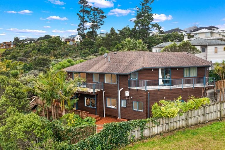 Photo of property in 46 Ballymore Drive, Pinehill, Auckland, 0632