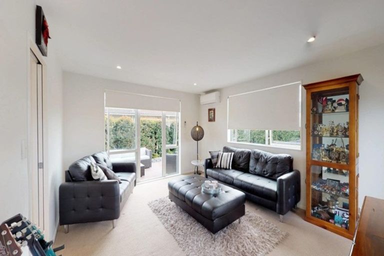 Photo of property in 24a Bunnythorpe Road, Papakura, 2110