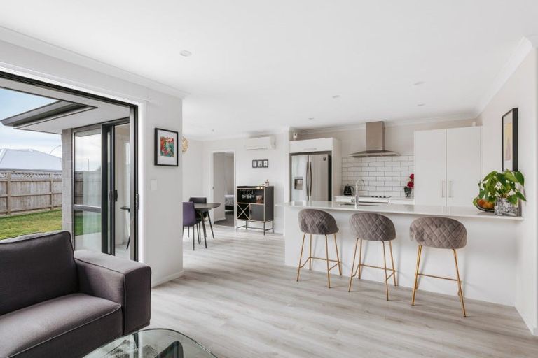 Photo of property in 123 Union Drive, Papamoa, 3118