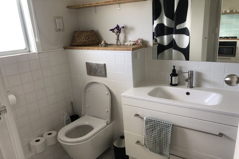 Photo of property in 2 Maungawhau Road, Epsom, Auckland, 1023