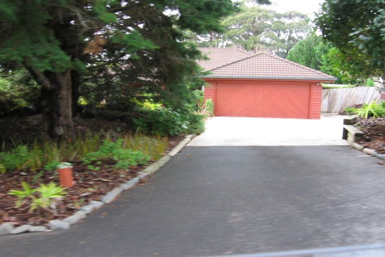 Photo of property in 4 Wainoni Heights, Greenhithe, Auckland, 0632