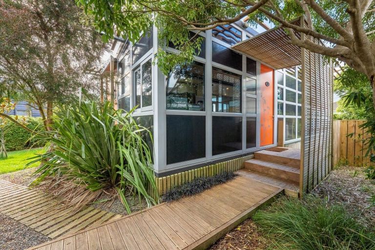 Photo of property in 9a Norris Grove, Taita, Lower Hutt, 5011