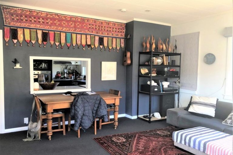 Photo of property in 2 Leicester Street, Picton, 7220