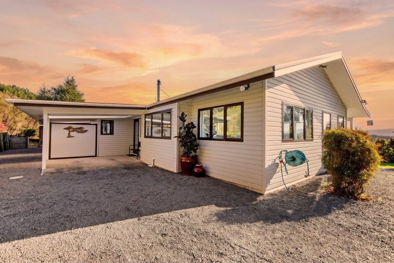 Photo of property in 198 Mangaroa Valley Road, Mangaroa, Upper Hutt, 5371