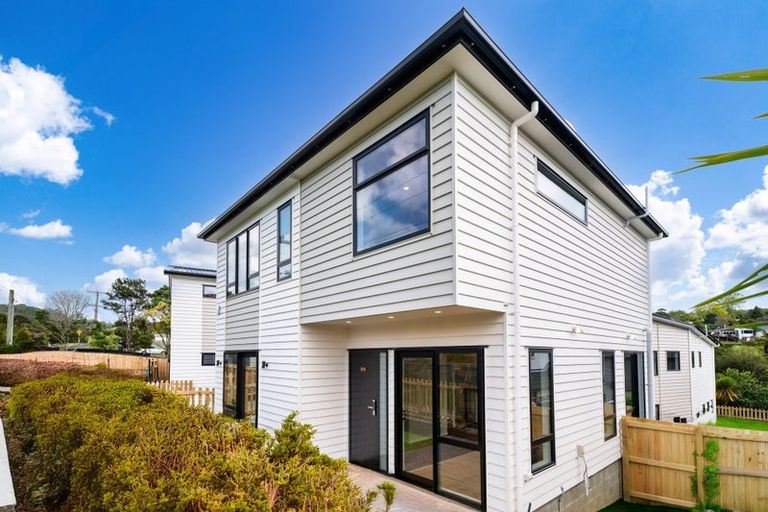 Photo of property in 25b Withers Road, Glen Eden, Auckland, 0602