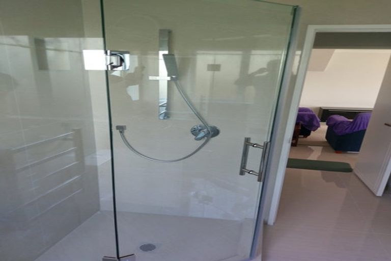 Photo of property in 163 Tiriwa Drive, Massey, Auckland, 0614