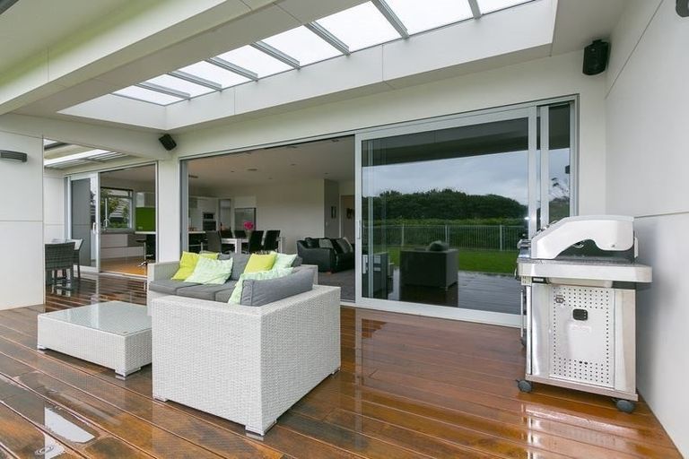 Photo of property in 9 Parkvue Drive, Bell Block, New Plymouth, 4312