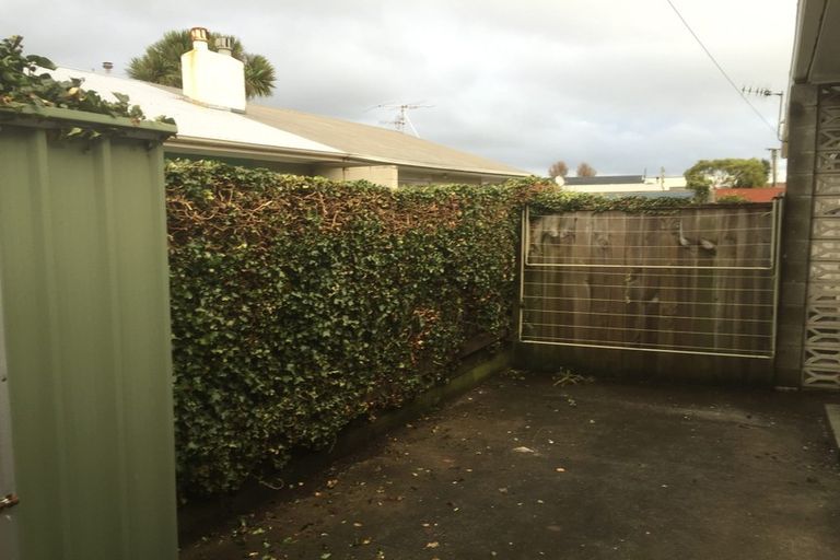 Photo of property in 12 Bridge Street, Melling, Lower Hutt, 5010