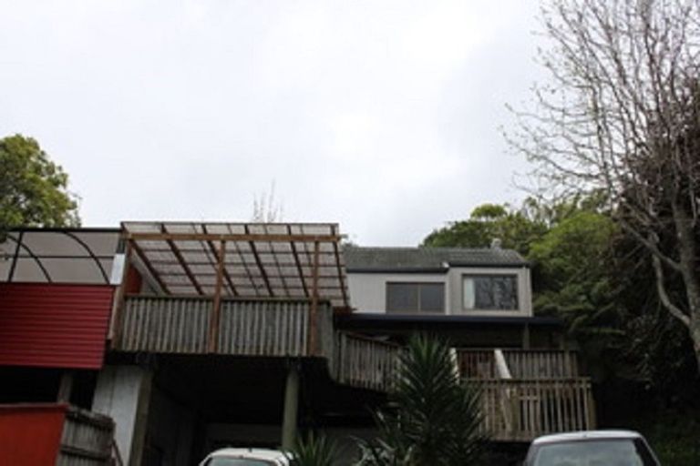 Photo of property in 2/31 King Richard Place, Browns Bay, Auckland, 0630