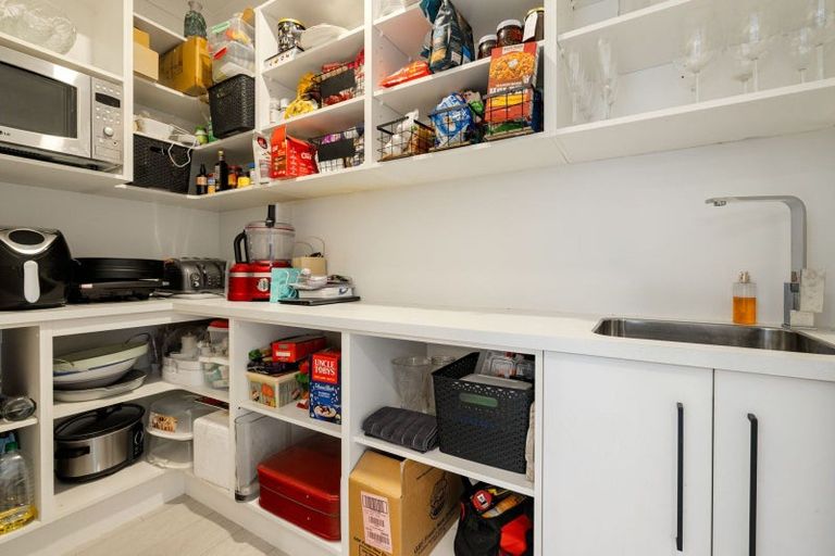 Photo of property in 18 Bos Crescent, Flagstaff, Hamilton, 3210