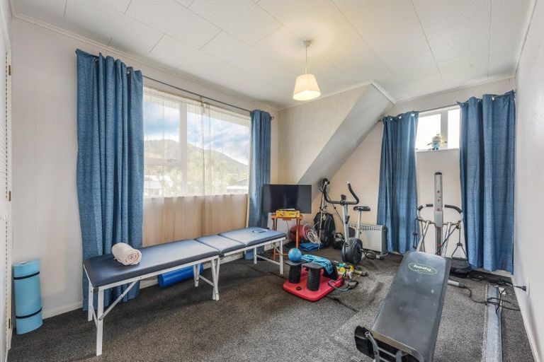 Photo of property in 14a Huia Street, Waikawa, Picton, 7220