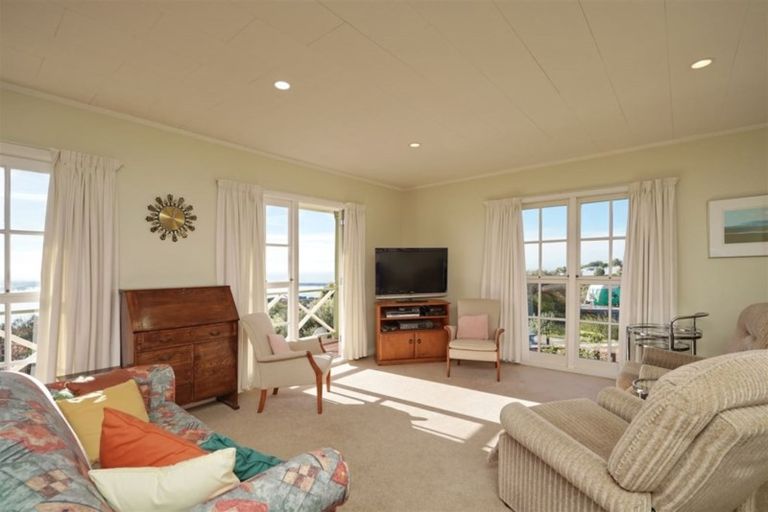 Photo of property in 166 Soleares Avenue, Mount Pleasant, Christchurch, 8081