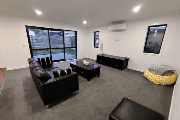 Photo of property in 8 Pihoihoi Place, Kenepuru, Porirua, 5022