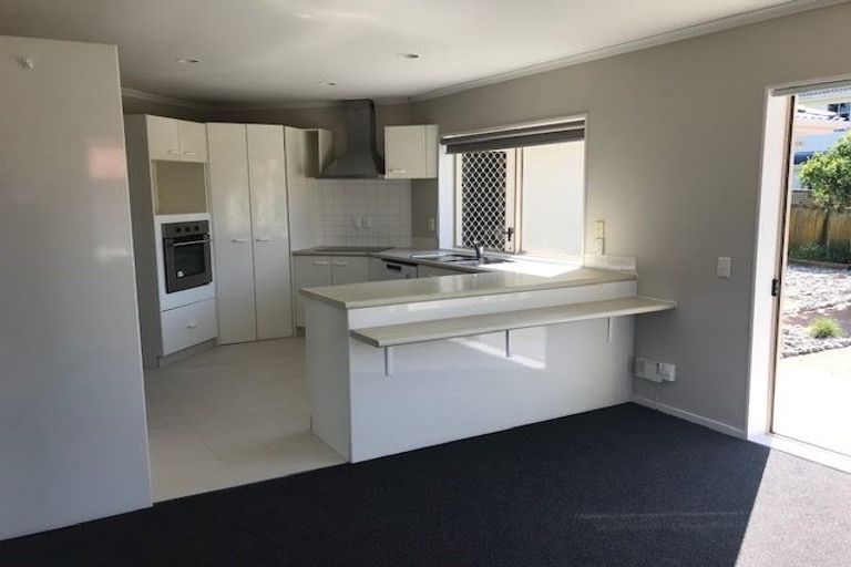 Photo of property in 9 Highgate Place, Somerville, Auckland, 2014