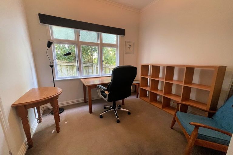 Photo of property in 24 Charlotte Avenue, Brooklyn, Wellington, 6021