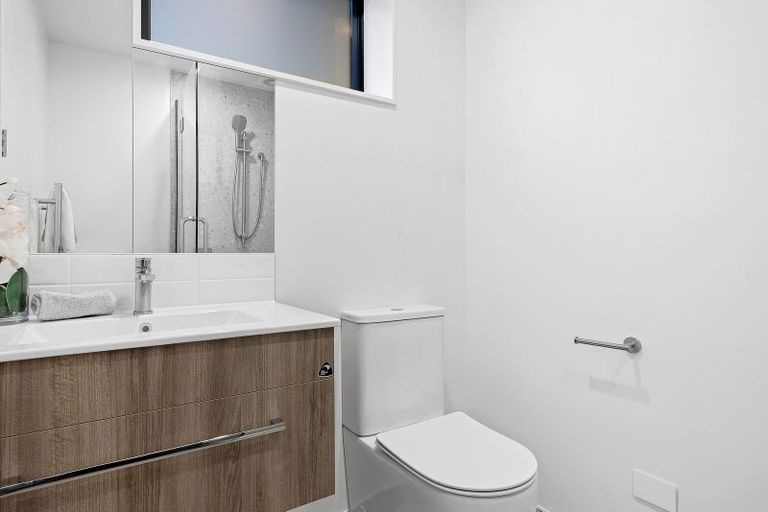 Photo of property in 9/200 Main Road North, Redwood, 8051