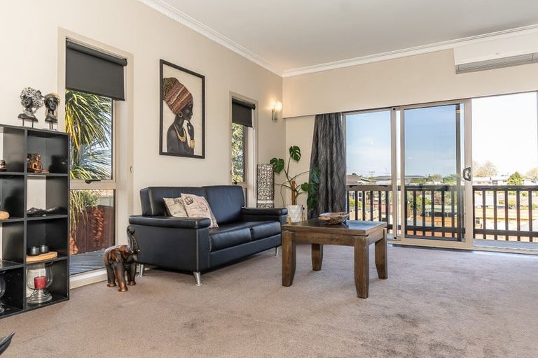 Photo of property in 178 Sandwich Road, St Andrews, Hamilton, 3200