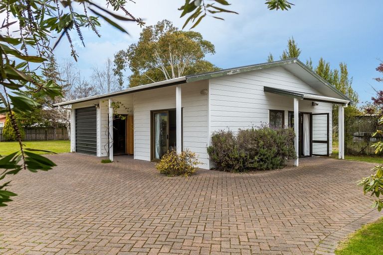 Photo of property in 34 Mahuta Road, Waitahanui, Taupo, 3378