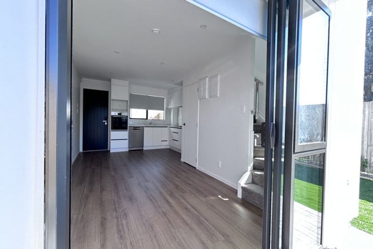 Photo of property in 9/239 Porchester Road, Takanini, 2112
