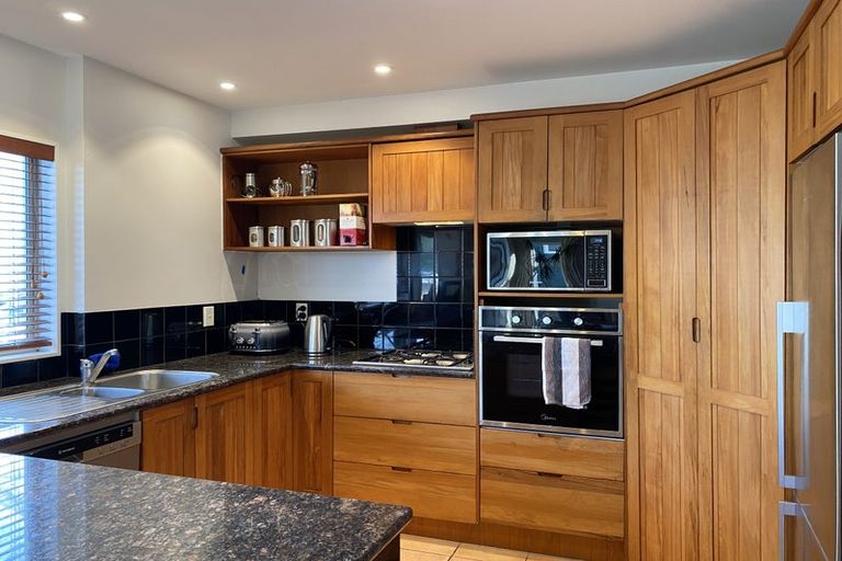 Photo of property in 221 Papamoa Beach Road, Papamoa Beach, Papamoa, 3118