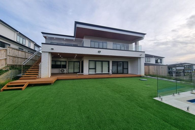 Photo of property in 14 Hing Street, Flat Bush, Auckland, 2019
