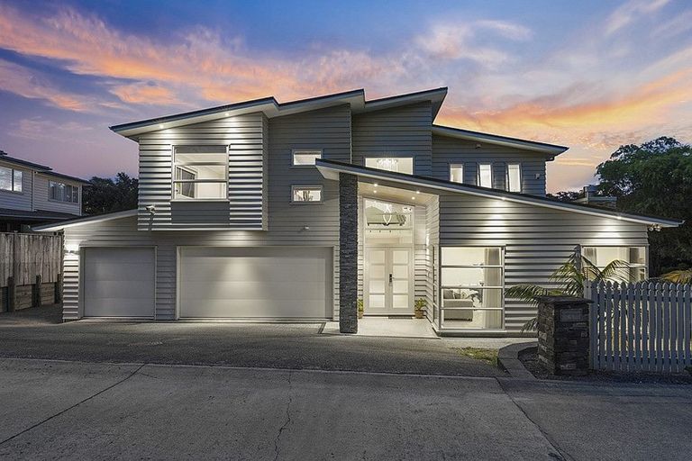 Photo of property in 61 Bernard Magnus Lane, Greenhithe, Auckland, 0632