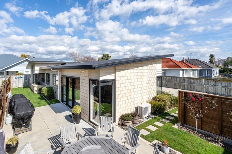 Photo of property in 42 Tyndall Street, Palmerston North, 4414