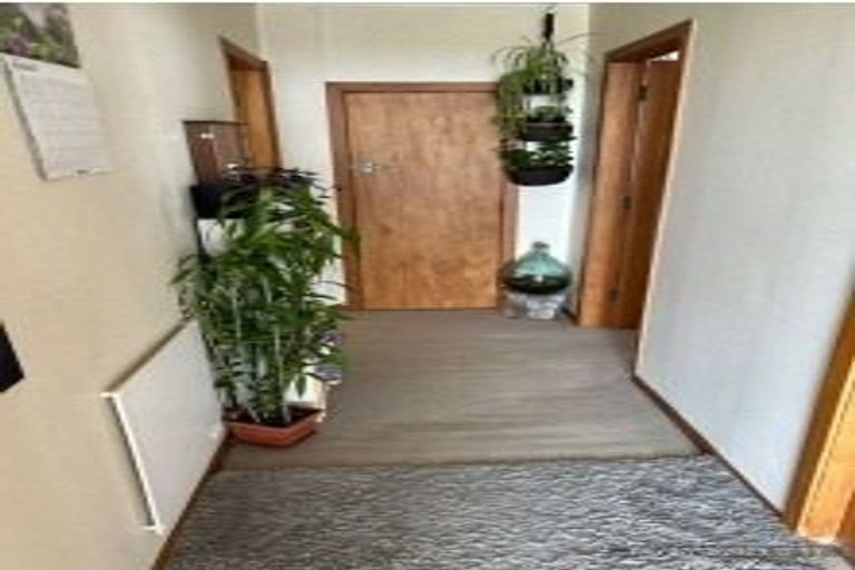 Photo of property in 7a Blenheim Place, Vogeltown, New Plymouth, 4310