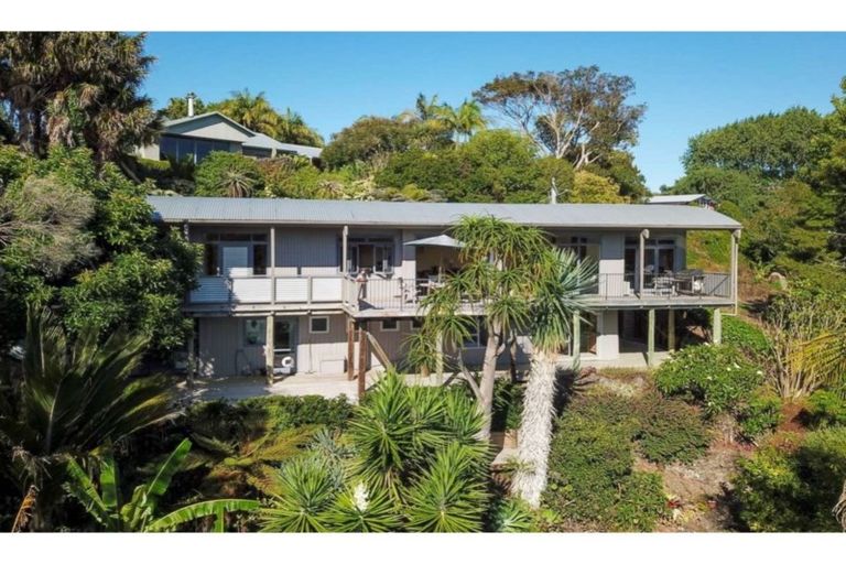 Photo of property in 22 Riverview Road, Kerikeri, 0230