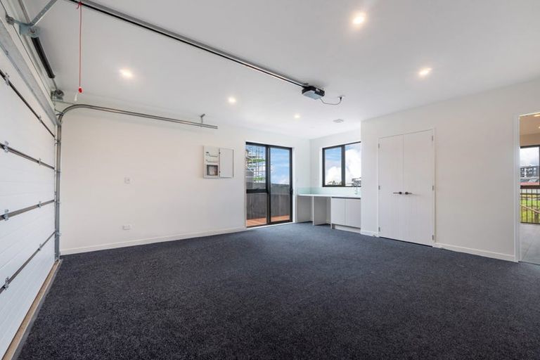Photo of property in 29 Streamview Way, Long Bay, Auckland, 0630