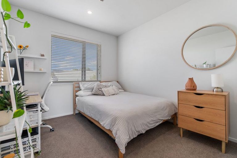 Photo of property in 110/165 Lake Road, Northcote, Auckland, 0627