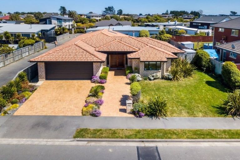 Photo of property in 103 Aston Drive, Waimairi Beach, Christchurch, 8083