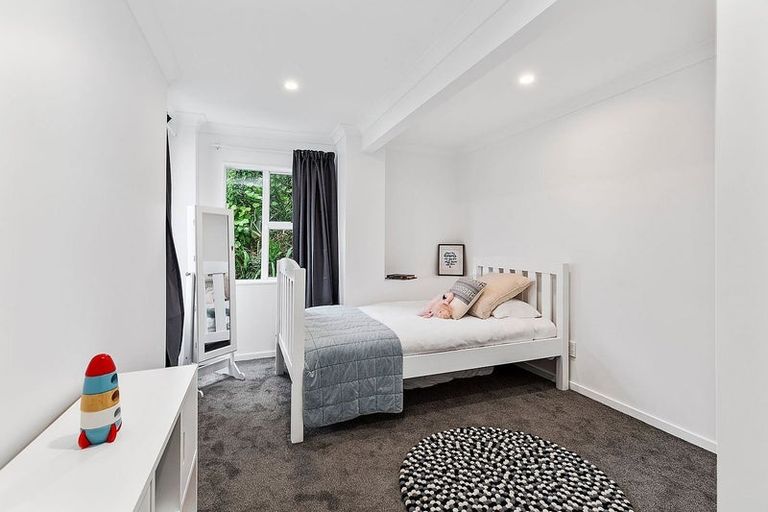 Photo of property in 96 Homebush Road, Khandallah, Wellington, 6035