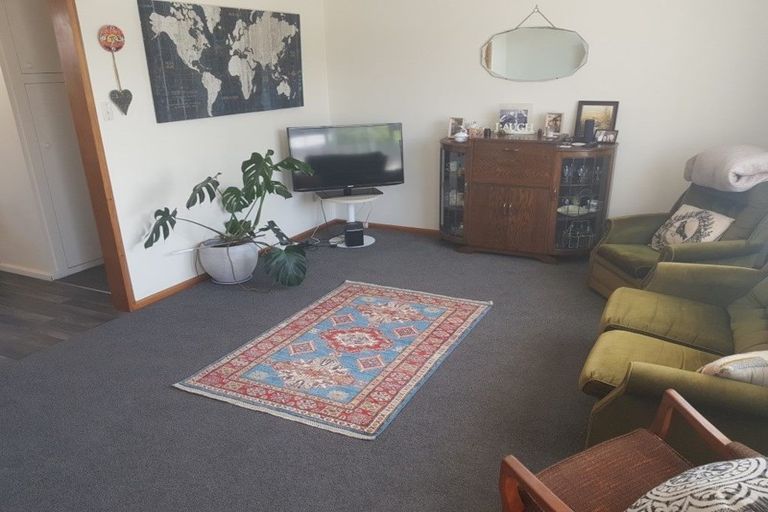 Photo of property in 2/12 Warwick Street, Richmond, Christchurch, 8013