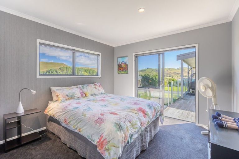 Photo of property in 8 Shoal Beach Road, Aramoana, Waipawa, 4271