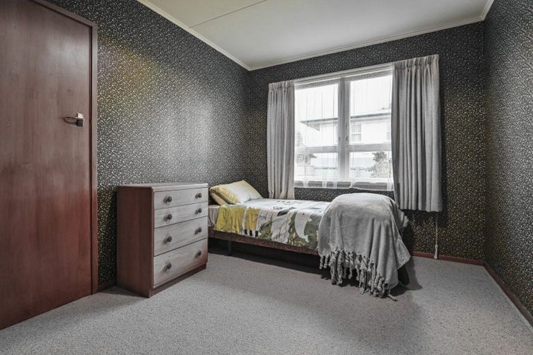 Photo of property in 82 Folkestone Drive, Flaxmere, Hastings, 4120