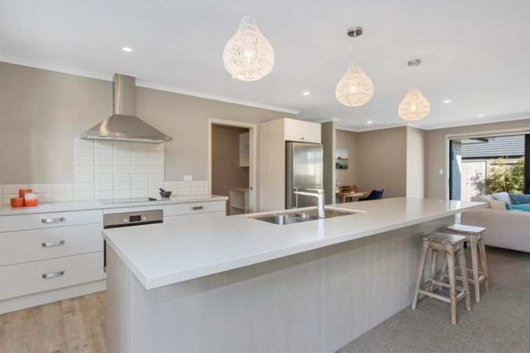 Photo of property in 6 Warlock Way, Papamoa, 3118