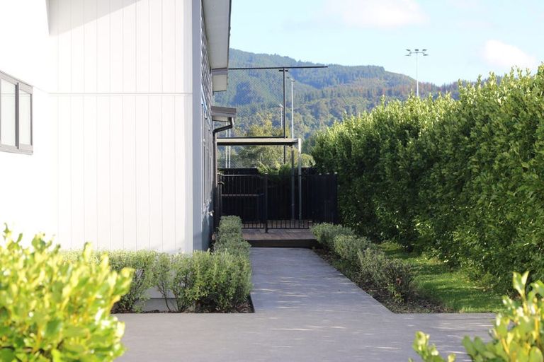 Photo of property in 14 Gallipoli Road, Trentham, Upper Hutt, 5018