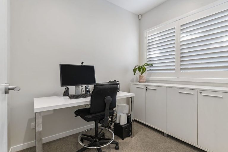 Photo of property in 284e Schnapper Rock Road, Schnapper Rock, Auckland, 0632