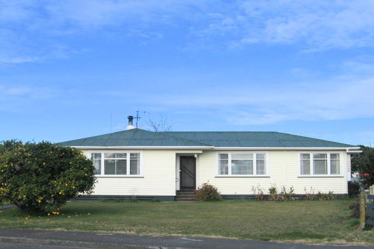 Photo of property in 1228 Norfolk Crescent, Mayfair, Hastings, 4122