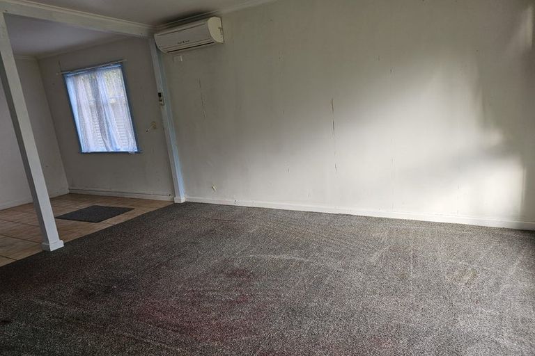 Photo of property in 55 Carrington Street, Lower Vogeltown, New Plymouth, 4310